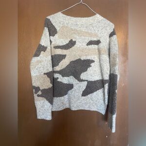 Tan camo anthropologie Sweater  Small